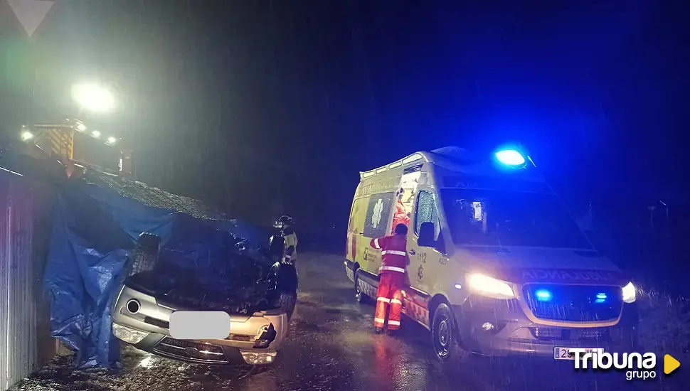 Dos niñas de 4 años, entre los cuatro heridos en un accidente en El Fresno