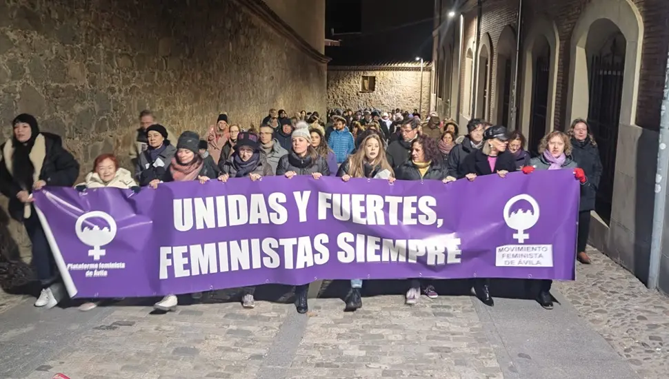 IU Ávila invita a la sociedad a manifestarse este 8M