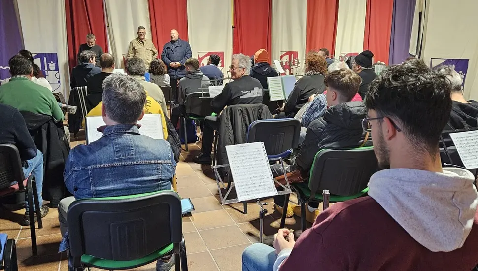 La música de dulzaina une a las escuelas de Ávila y Aluche