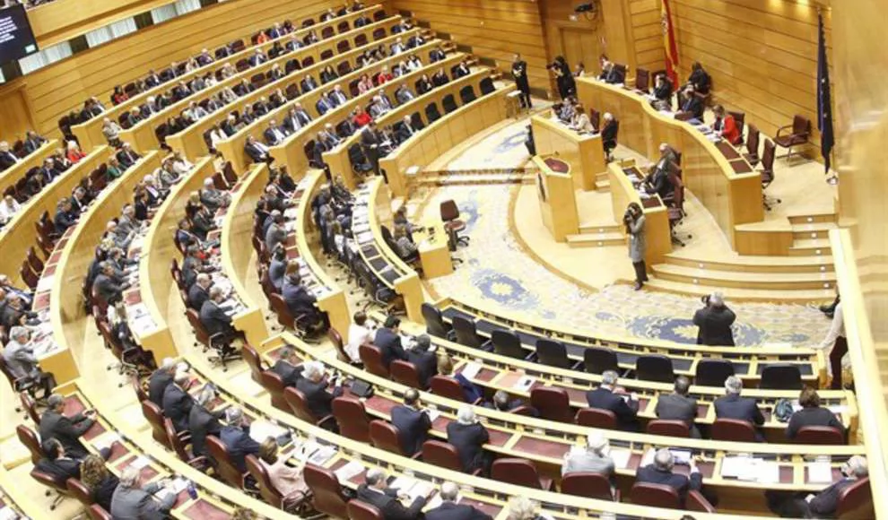 Los senadores se adelantan a los funcionarios y se suben un 1% el sueldo