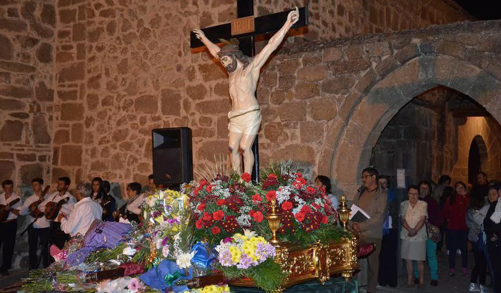 Burgohondo celebra sus fiestas patronales en honor al Cristo de la Luz