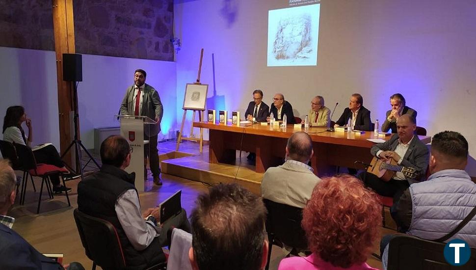 Antonio Hernández engrosa la colección 'Castillo Interior' del Premio de las Letras Teresa de Ávila