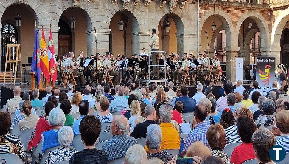 Ávila honra a las Fuerzas Armadas