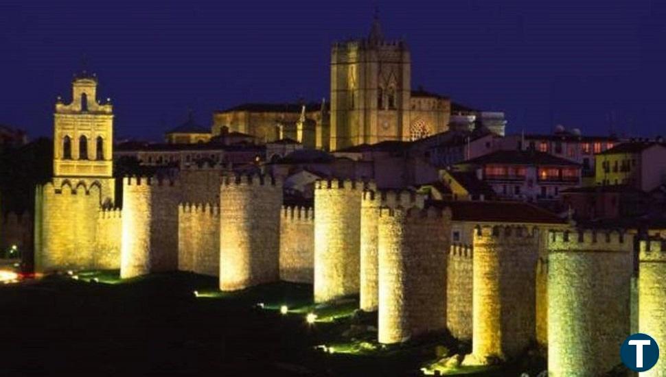 El Ayuntamiento de Ávila destinará medio millón de euros a mejorar la iluminación ornamental de la muralla