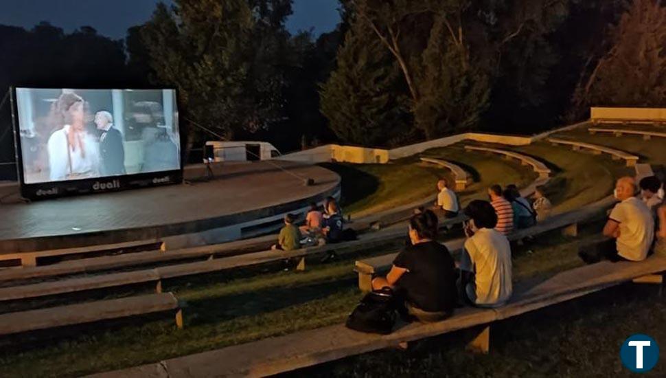 Bicicletada popular y cine al aire libre en el barrio de San Nicolás