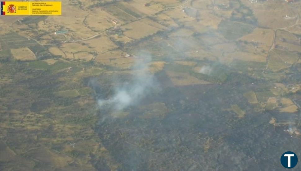 La meteorología nocturna favorece las tareas de extinción en San Juan de la Nava 