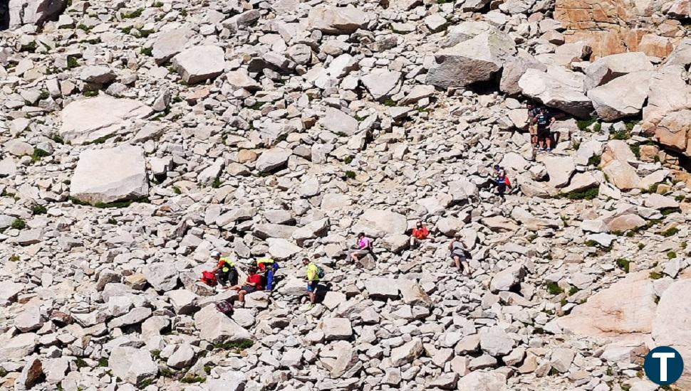 Rescatado en helicóptero un montañero tras fracturarse el tobillo en el Pico Almanzor