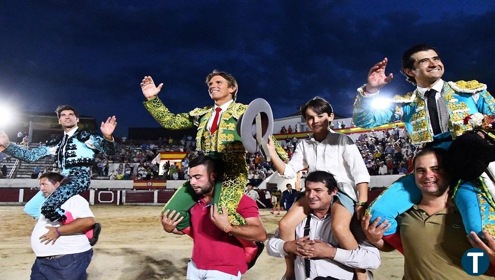 El coso de Arenas de San Pedro vibró con los matadores 'El cordobés', Cayetano y Joselito Adame