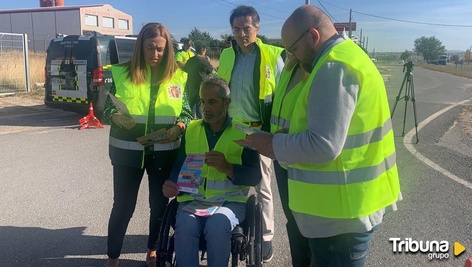  'No corras, no bebas, no cambies de ruedas', nueva campaña de la DGT y ASPAYM