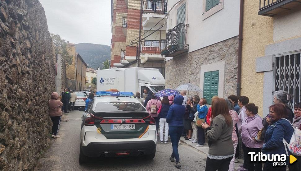 La presión vecinal no evita el traslado del Cristo de Alonso Cano a Salamanca