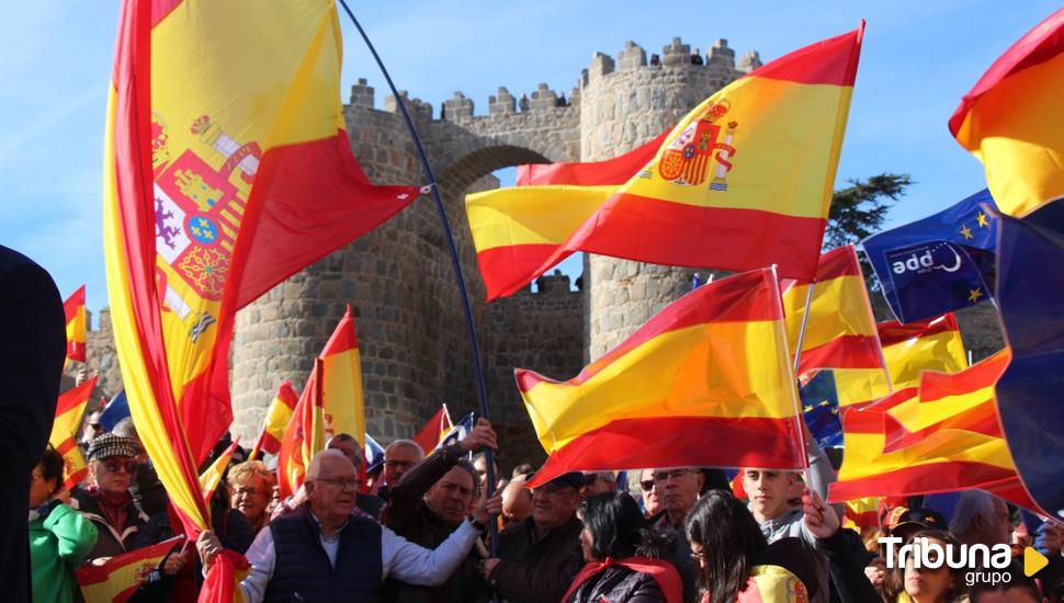 El PP reúne más de 3.500 personas contra el pacto PSOE-Junts