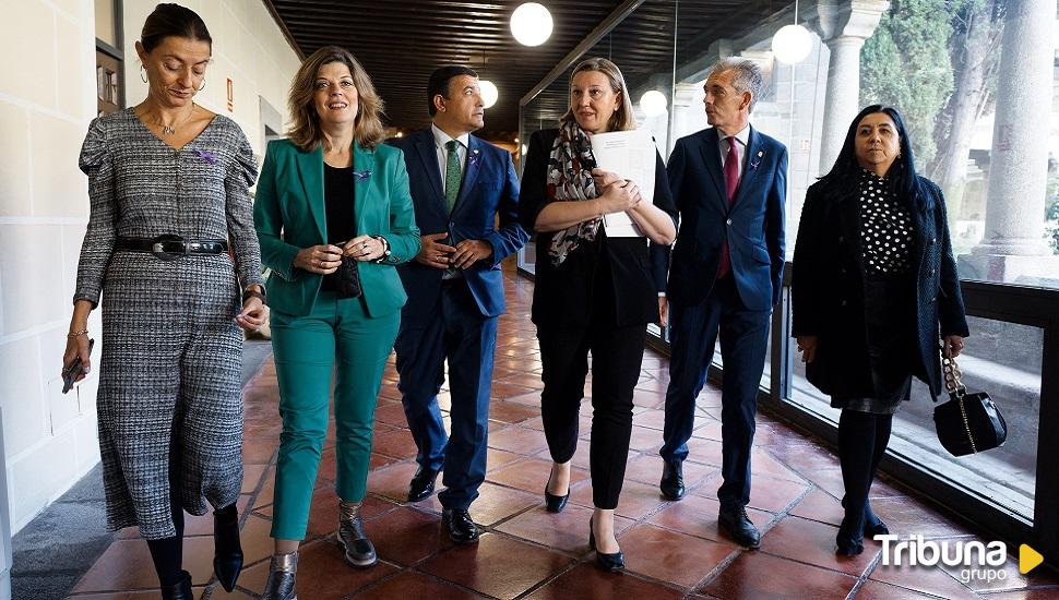 Blanco anuncia en Ávila que la Junta trabaja en leyes de violencia de género e intrafamiliar