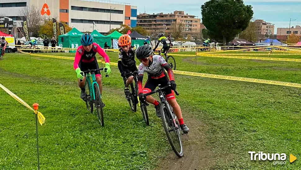 Los de Samuel Villacastín luchan contra el barro en Madrid