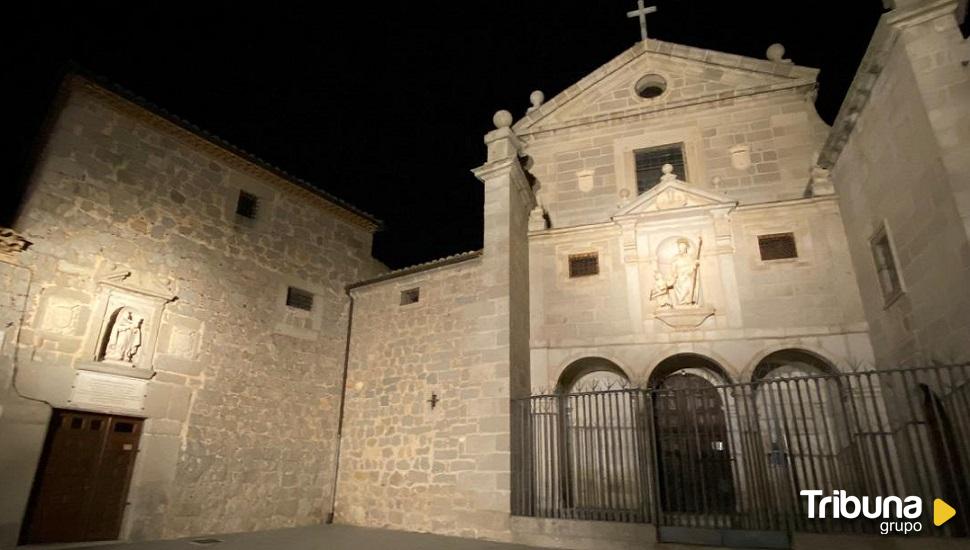 El Convento de Las Madres estrena iluminación ornamental