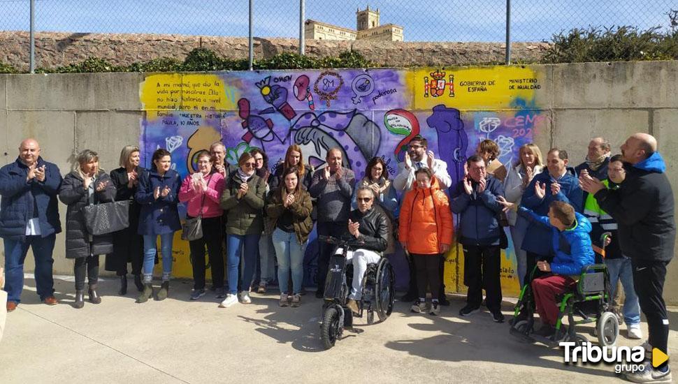 Grafiti  municipal dedicado a las personas con discapacidad