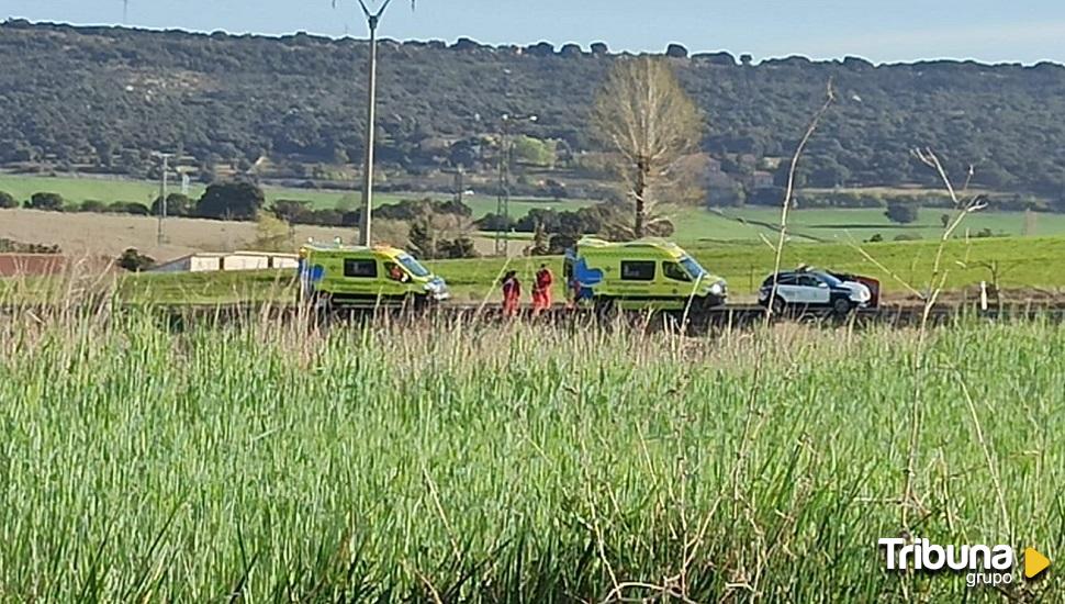 Dos heridos en el vuelco de una furgoneta en la CL-505