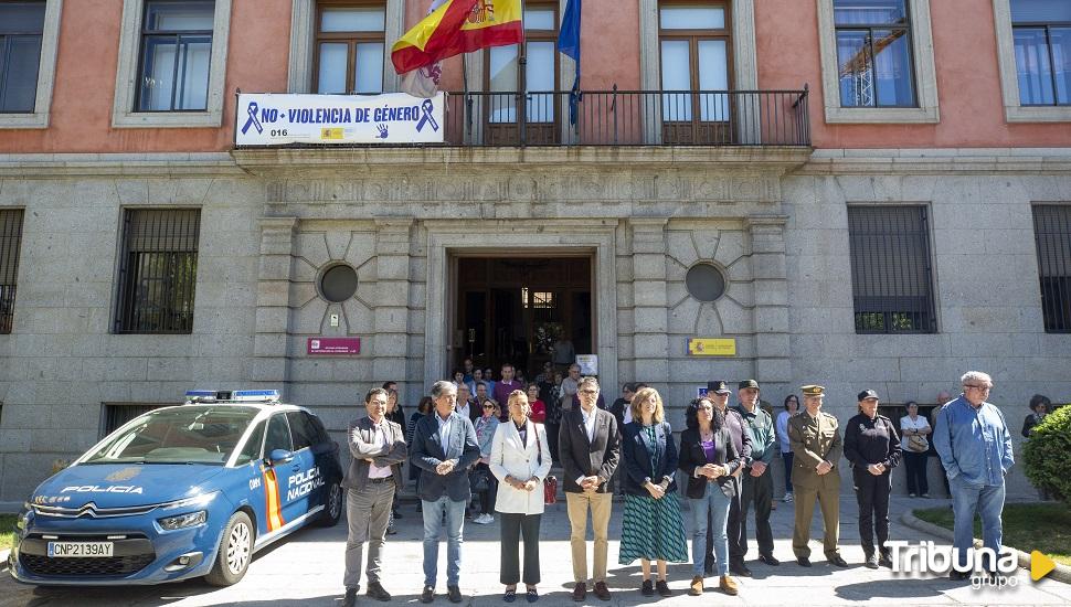 Los abulenses condenan con silencio la violencia machista