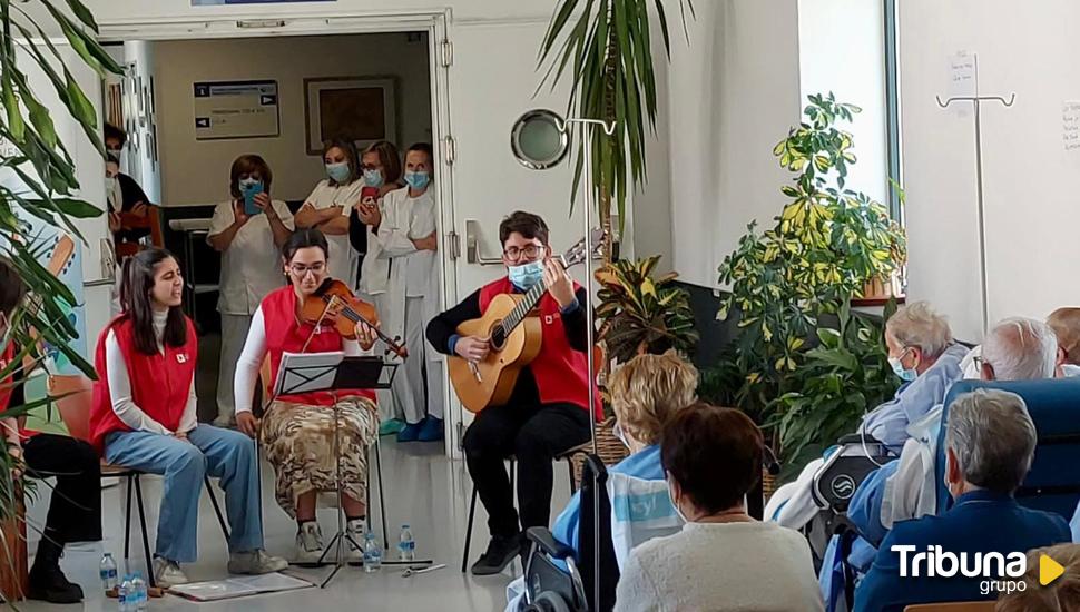 'Música en vena' en el Complejo Asistencial de Ávila