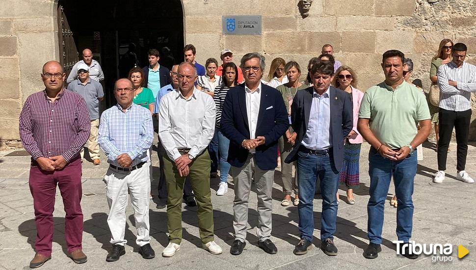 Silencio por María del Rosario en Ávila