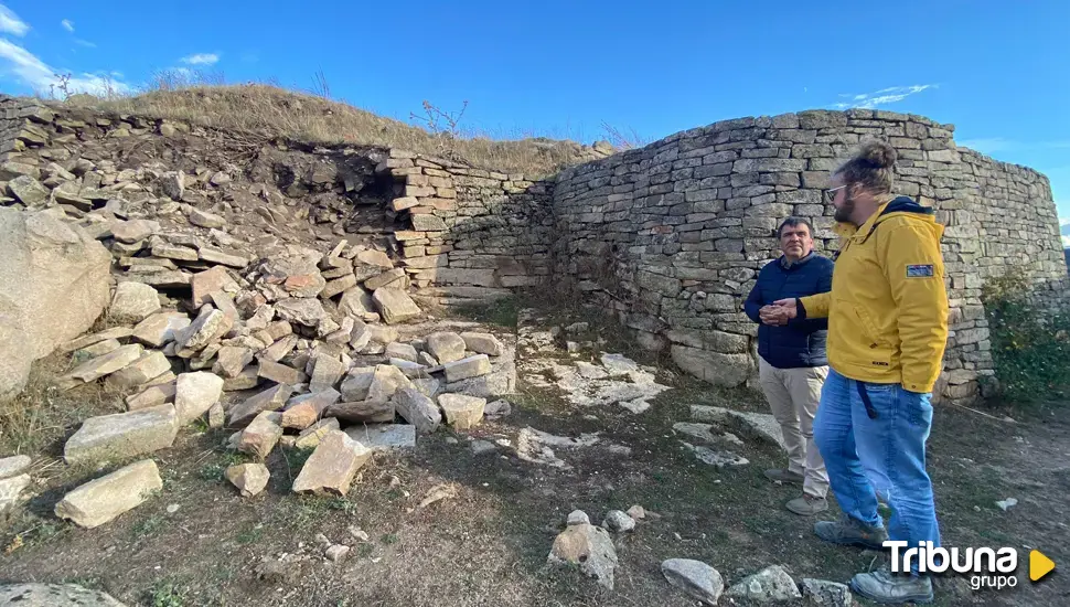 Exige a la Junta "medidas urgentes" ante el derrumbe en la muralla del castro de Las Cogotas