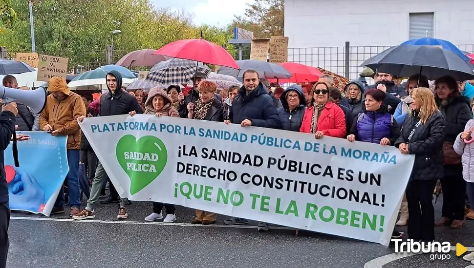 Arévalo pide en la calle un centro de salud de calidad