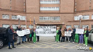 Concentración de la plantilla de la Residencia de Mayores de Ávila por falta de personal