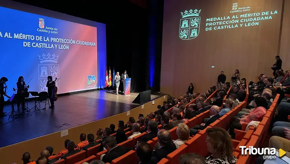 Entrega de las Medallas al Mérito de la Protección Ciudadana de la región en Ávila