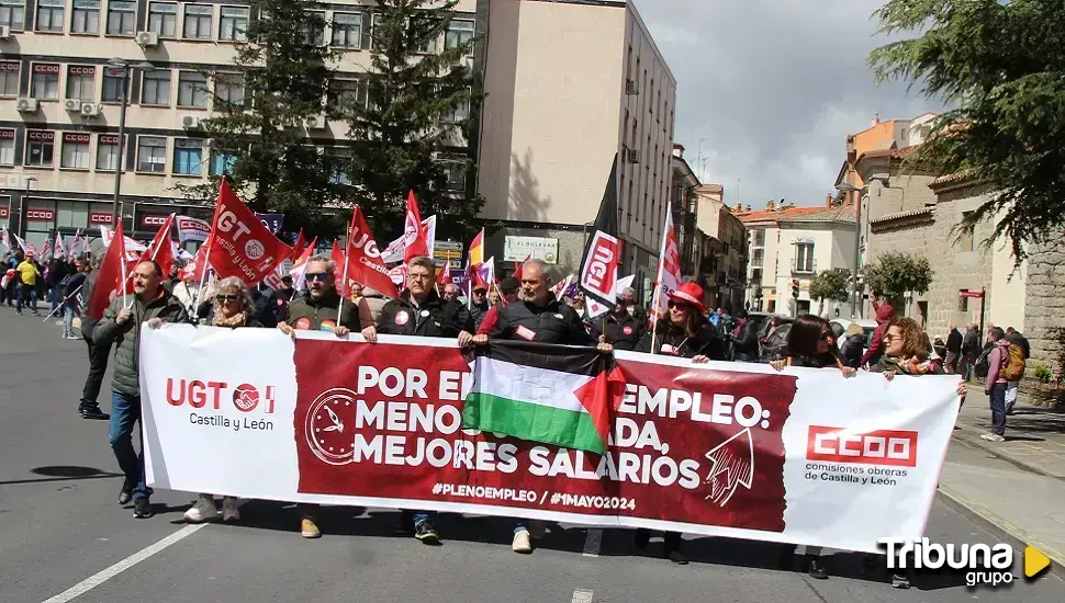 Los trabajadores piden "menos jornada y más salario" en las calles de Ávila