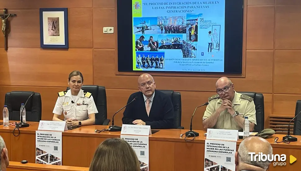 La integración de la mujer en las Fuerzas Armadas, protagonista en la UCAV