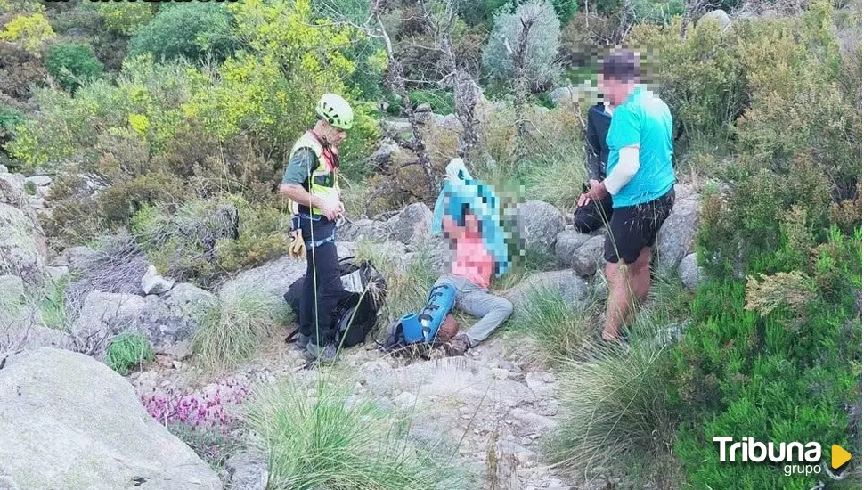 Rescate a una mujer en la Garganta de los Caballeros