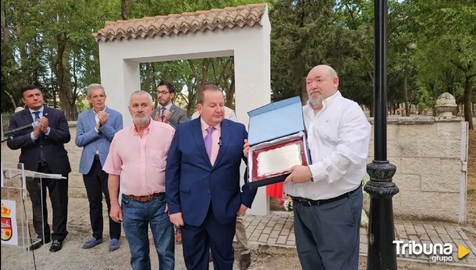 El Parque de Villaflor recuerda a Isabel Muñoz, la primera doctora fallecida por el COVID