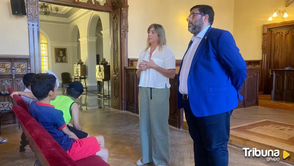 El Ayuntamiento de Ávila recibe a los niños saharauis