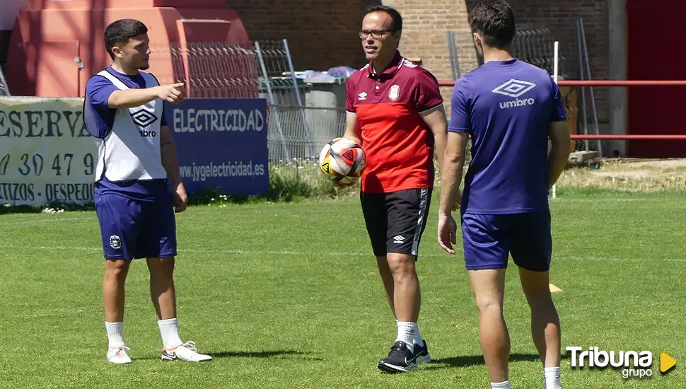 Entrenamiento a puerta abierta para comenzar la pretemporada