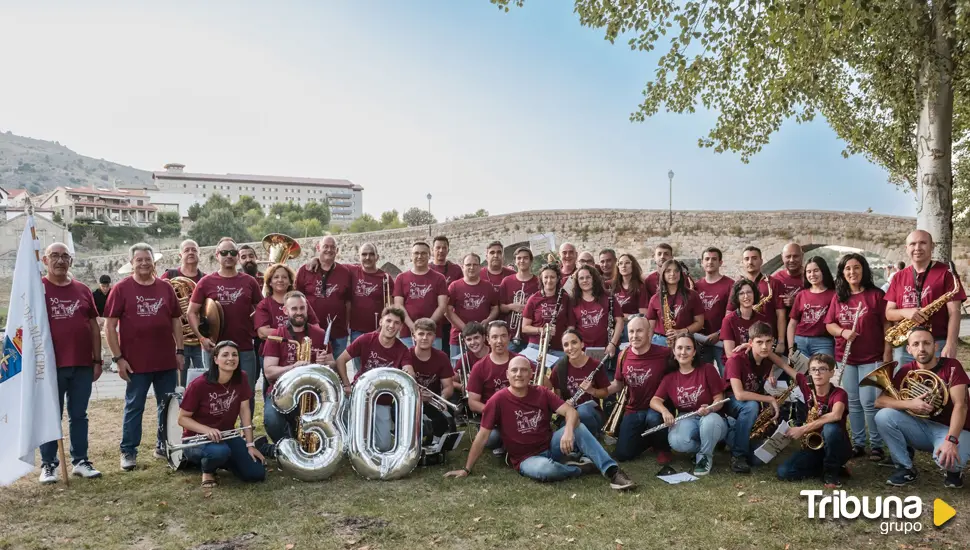 La Banda Municipal de Música de El Barco celebra 30 años