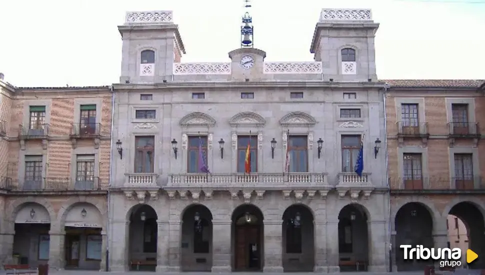 Podemos pide la dimisión del equipo del Gobierno en el Ayuntamiento de Ávila