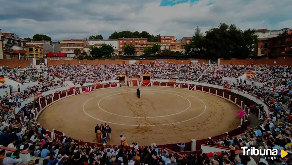 Arenas de San Pedro vive hoy su Día grande taurino