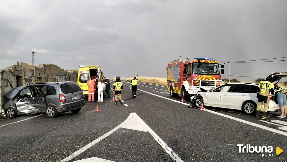 Tres heridos en un accidente en la N-110 en Muñana