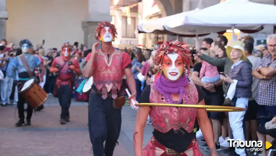 Las tres culturas vuelven a unirse en un gran desfile 