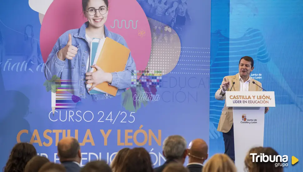 Mañueco se compromete con "la ayuda de todos" a mejorar "la excelencia" de la educación de Castilla y León