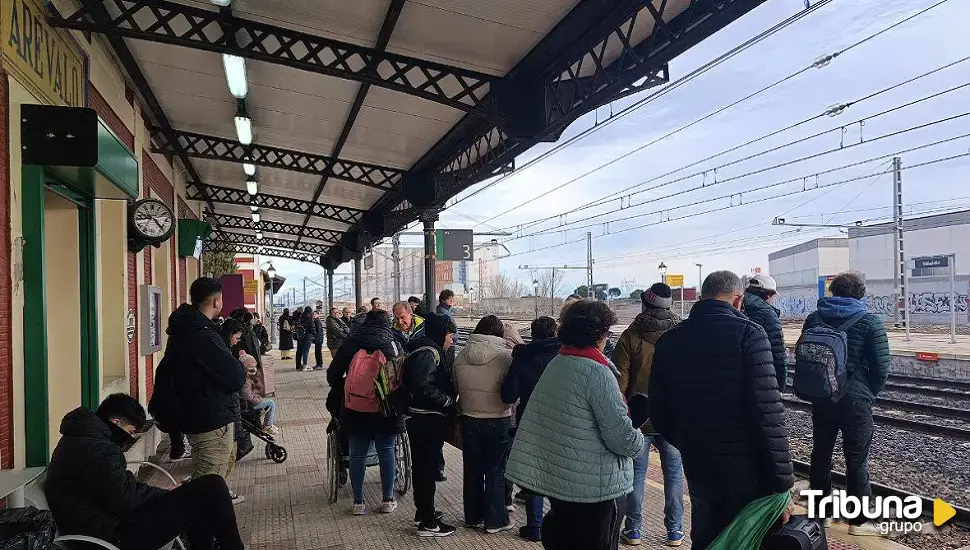 La situación del personal de Adif en la estación de trenes de Arévalo llega a las Cortes