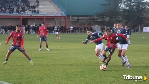 El Real Ávila sigue rentabilizando sus goles ante el Marino de Luanco