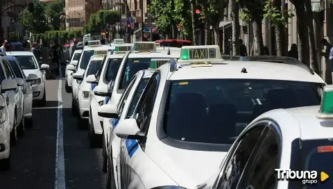 La Asociación de Autotaxis de Ávila convocan una manifestación contra de la subida de los seguros