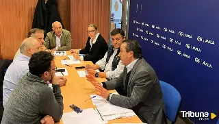 El PP se reúne con el Comité de empresa de ADIF para abordar la situación del tren en Arévalo 