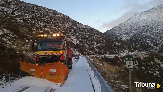 Seis quitanieves trabajan este jueves en las carreteras abulenses 