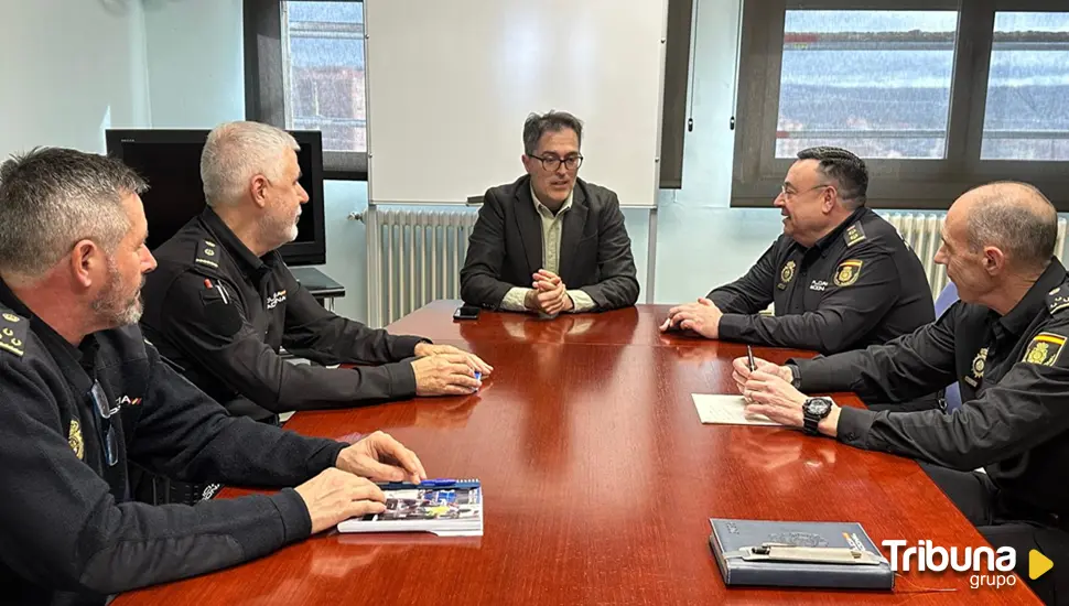 Tres nuevos inspectores en la Comisaría Provincial de Policía Nacional en Ávila