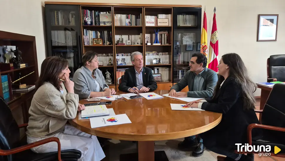 La Junta reconoce la labor de AFÁvila con los afectados de alzhéimer  